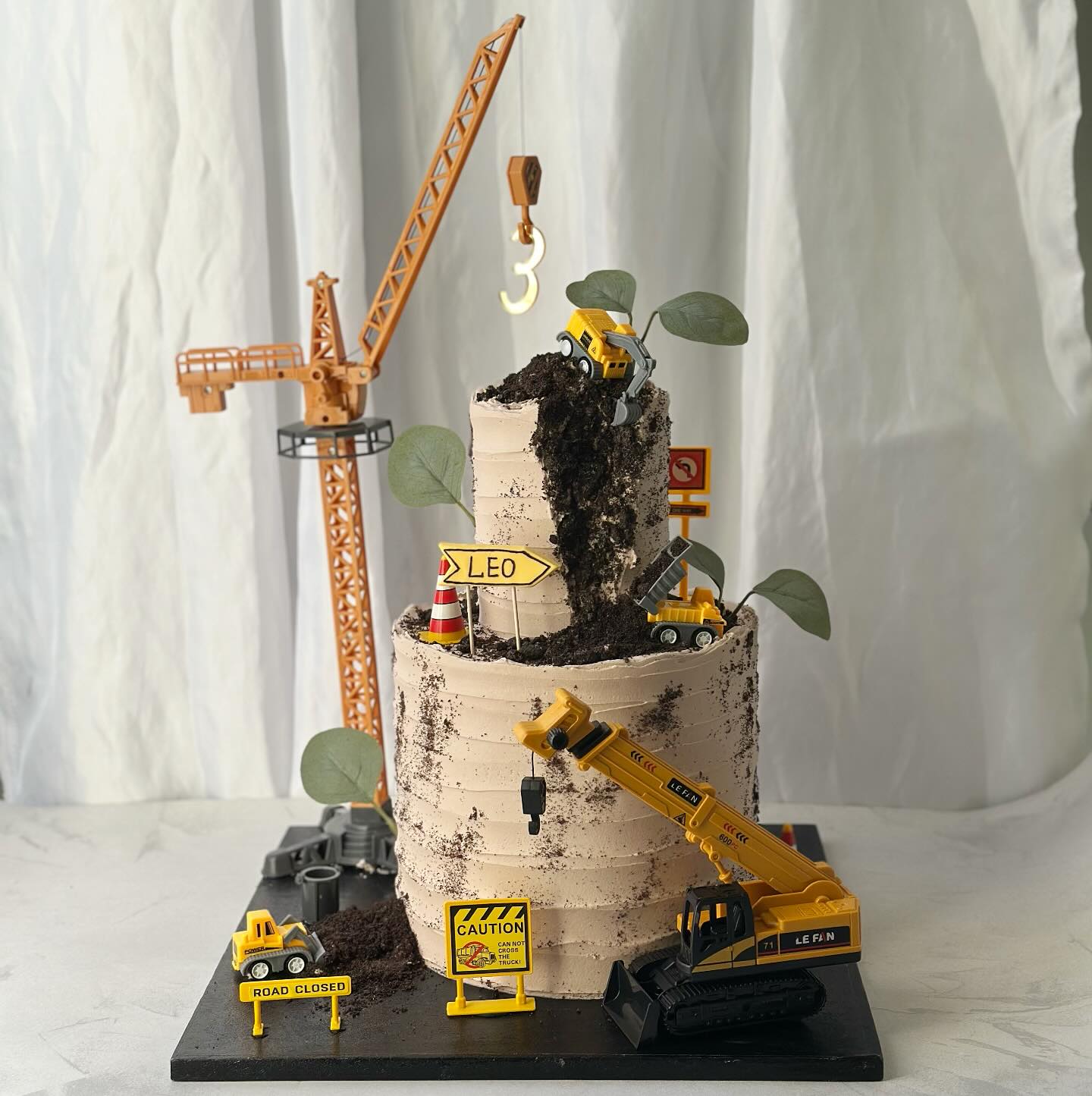 Children's birthday cake design 25